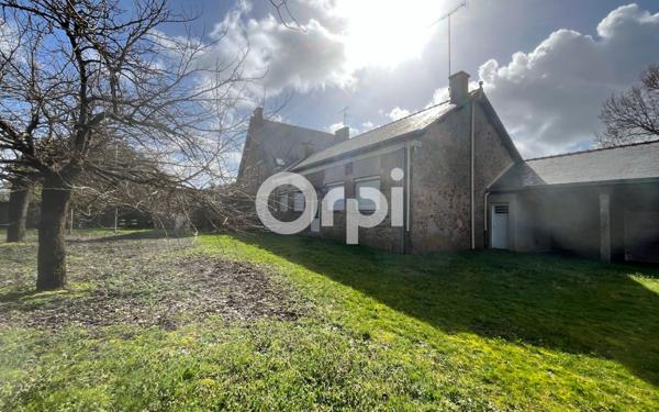 Immeuble à vendre    11 pièces •  Missillac