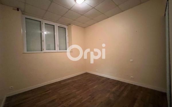 Immeuble à vendre    11 pièces •  Missillac