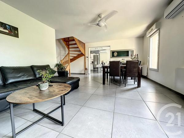 Maison à vendre  5 pièces - 105 m 2   NEGREPELISSE  - 82