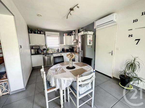 Maison à vendre  5 pièces - 105 m 2   NEGREPELISSE  - 82