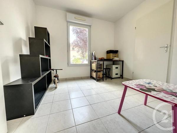 Maison à vendre  5 pièces - 105 m 2   NEGREPELISSE  - 82