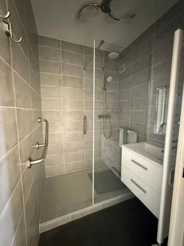 Bel appartement T4 centre Bron , Bron