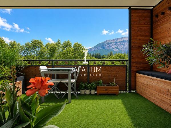 Appartement deux pièces avec terrasse dans résidence de standing