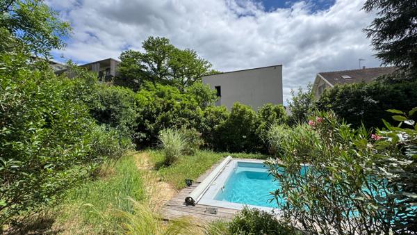 Maison Familiale - 5 Chambres - Piscine - Poss. Studio indépendant - Lyon