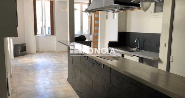 Location Appartement 3 pièces 75 m² - Montpellier 34000