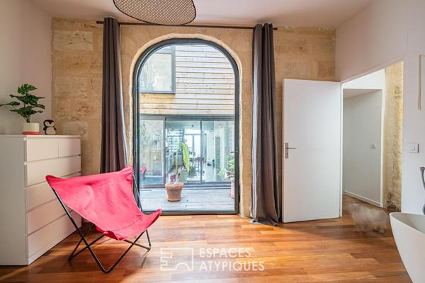 Appartement rénové par architecte avec patio