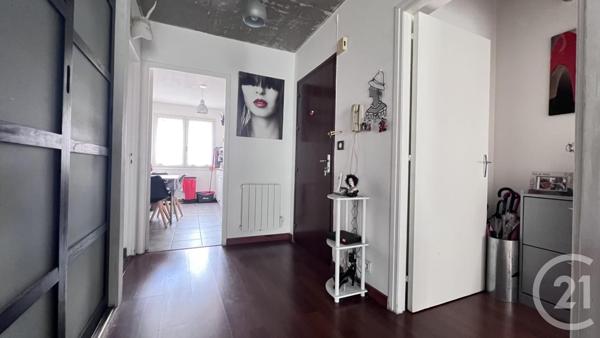 Appartement F3 à vendre  3 pièces - 67,11 m2 ST AFFRIQUE - 12
