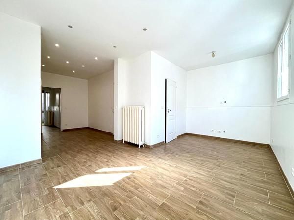 Maison - Montreuil Guilands