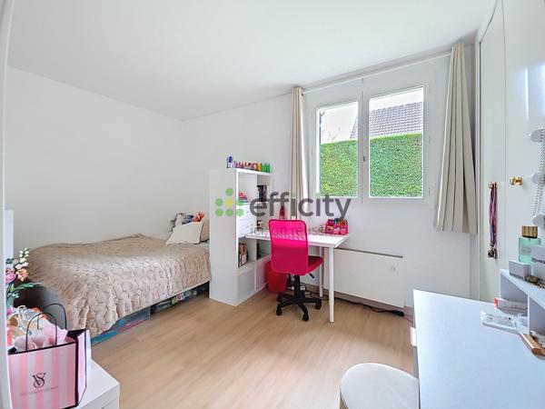 Maison 7 pièces - 200 m² Exclusivité efficity