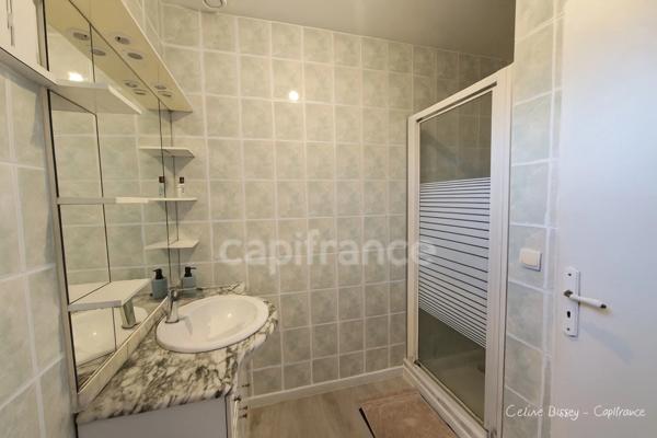 Maison 3 chambres, piscine 12X6 avec abri, terrain 3720M2 CHARNY (89)