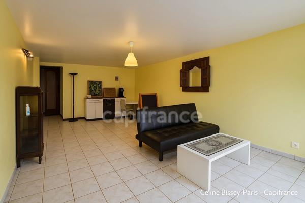 Maison 3 chambres, piscine 12X6 avec abri, terrain 3720M2 CHARNY (89)