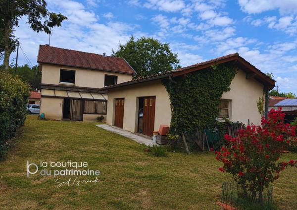 Maison familiale de 145 m² – 4 chambres, véranda et double garage, proche de toutes les commodité