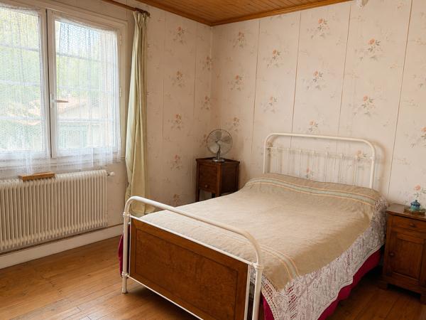 Maison familiale de 145 m² – 4 chambres, véranda et double garage, proche de toutes les commodité