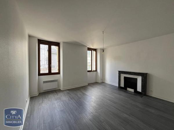 Appartement à louer 4 pièces 85.9m² Chambéry (73000)