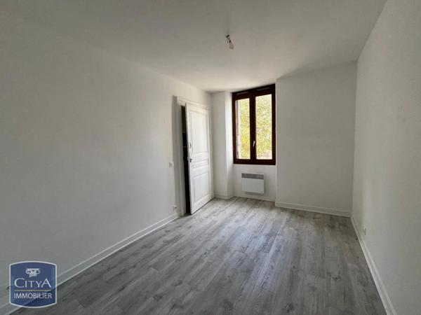 Appartement à louer 4 pièces 85.9m² Chambéry (73000)