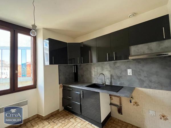 Appartement à louer 4 pièces 85.9m² Chambéry (73000)