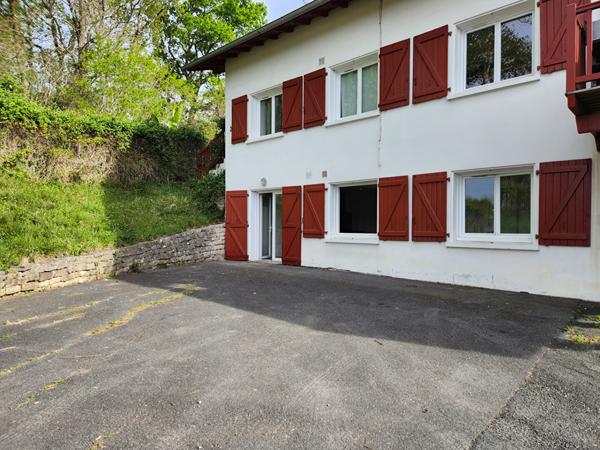 BIDART - Bel appartement de type 3 avec grand extérieur, Bidart 64210