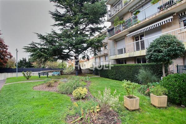 APPARTEMENT 3 PIECES 71.17m² - CALME, TRAVERSANT, BALCON, PARKING, GARE RIVE DROITE A PIED