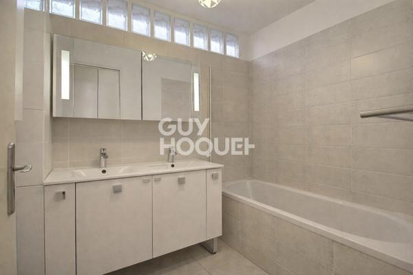 APPARTEMENT 3 PIECES 71.17m² - CALME, TRAVERSANT, BALCON, PARKING, GARE RIVE DROITE A PIED