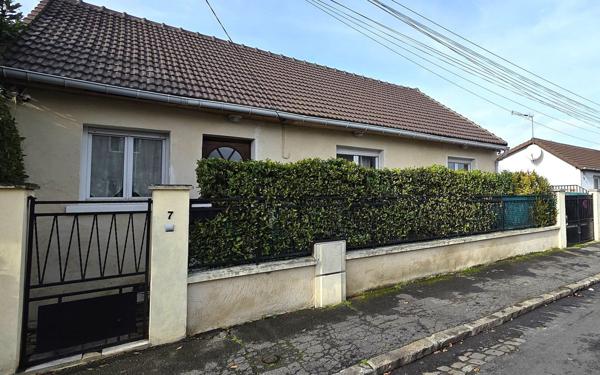 Maison à vendre    5 pièces • 110,79 m2 Le Blanc-Mesnil