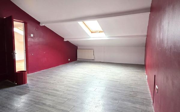 Maison à vendre    5 pièces • 110,79 m2 Le Blanc-Mesnil