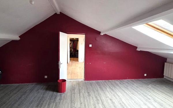 Maison à vendre    5 pièces • 110,79 m2 Le Blanc-Mesnil