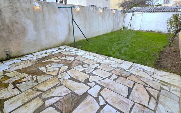 Maison à vendre    5 pièces • 110,79 m2 Le Blanc-Mesnil