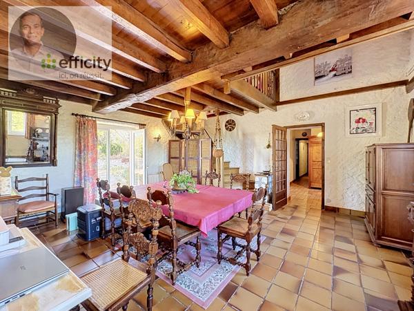 Maison
         7 pièces
        - 140 m² 225 000 € *