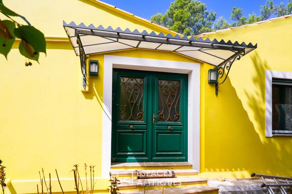 Propriété de deux maisons avec atelier et jardin d’artiste