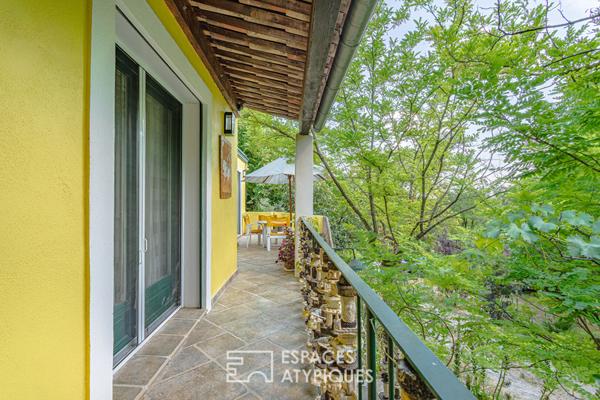 Propriété de deux maisons avec atelier et jardin d’artiste