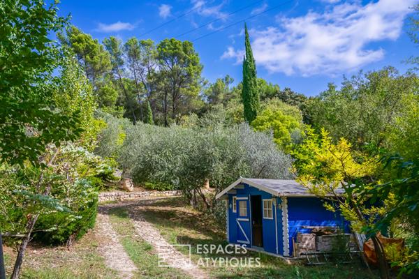 Propriété de deux maisons avec atelier et jardin d’artiste