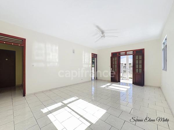 Maison à vendre 4 pièces LE GOSIER (971)