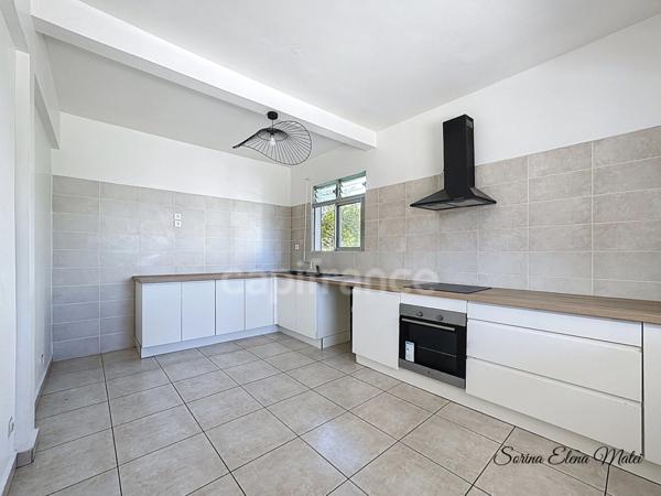 Maison à vendre 4 pièces LE GOSIER (971)