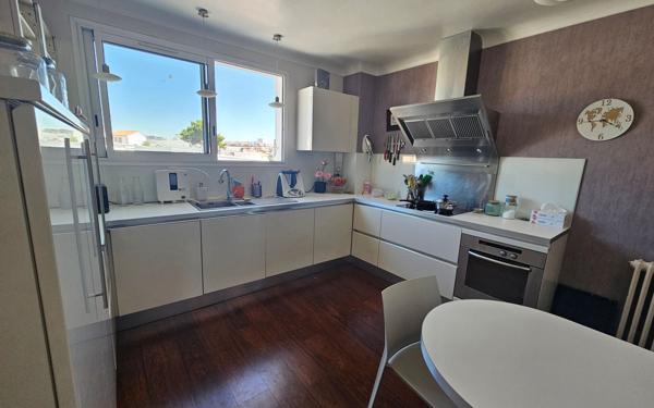 Appartement à vendre    5 pièces • 156,33 m2 Royan