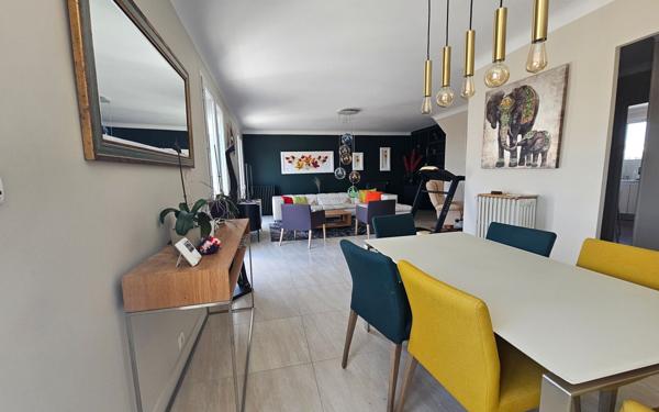 Appartement à vendre    5 pièces • 156,33 m2 Royan