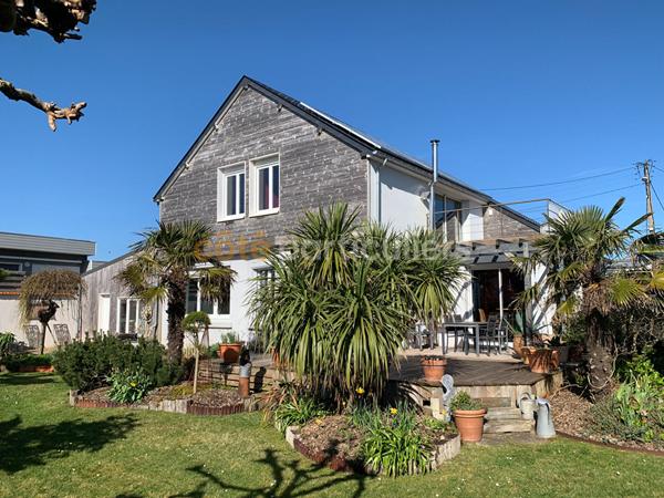 Vente Villa170 m² - 8 Pièces - AGON COUTAINVILLE (50230)