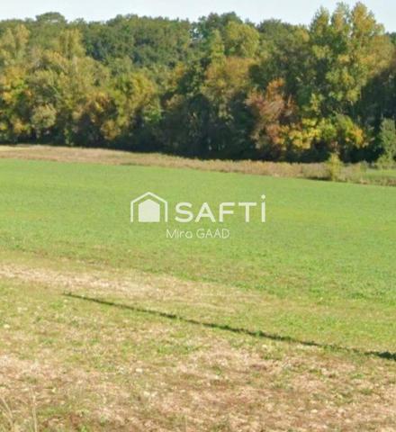 Terrain constructible de 739m2