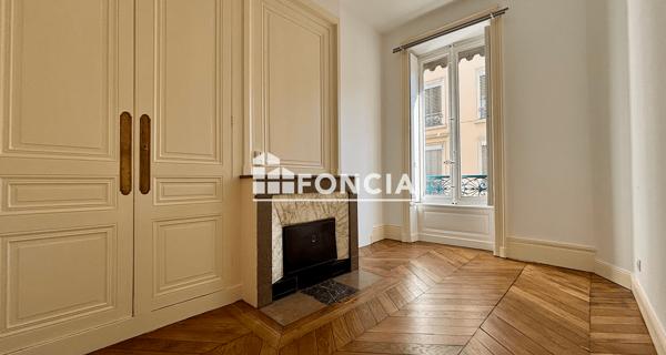 Location Appartement 2 pièces 49.23 m² - Lyon 69002