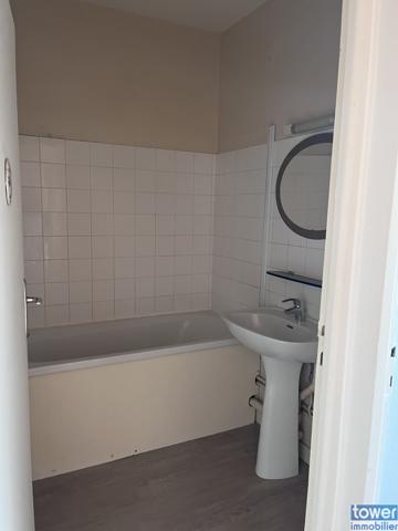 Appartement
                                                                                                                                                                                                                                                                                                                        3 pièce(s)                                                                                                                                                                                                          2 chambre(s)                                                                                                                                                                                                          50.7  m²