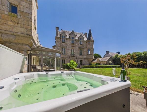 Maison à vendre |  Pluvigner |  16 pièces | 520 m²