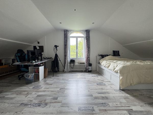Rochefort Grande Maison Bourgeoise en pierres 10 pièces d'env. 260 m2