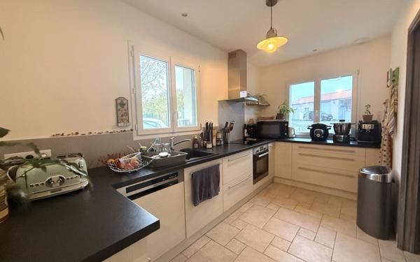 Maison à vendre    4 pièces •  Saint-Colomban