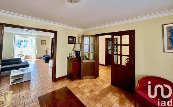 Maison de ville 11 pièces de 336 m² à La Flèche (72200)