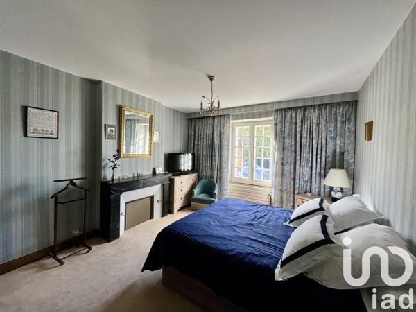 Maison de ville 11 pièces de 336 m² à La Flèche (72200)