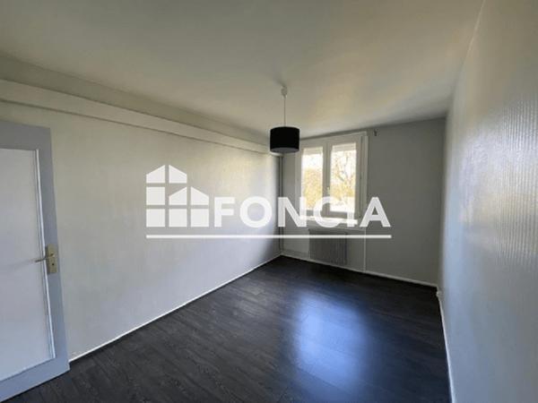 Location Appartement 4 pièces 67.06 m² - 17 ET 19 RUE DES BELGES Bonsecours 76240