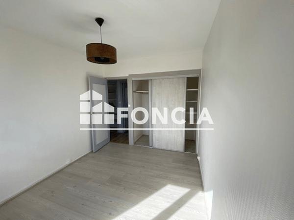 Location Appartement 4 pièces 67.06 m² - 17 ET 19 RUE DES BELGES Bonsecours 76240