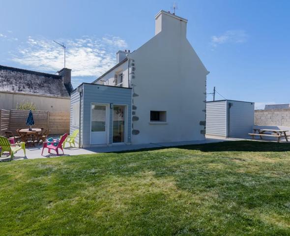 Maison rénovée, 800 mètres des plages, à Plouguerneau