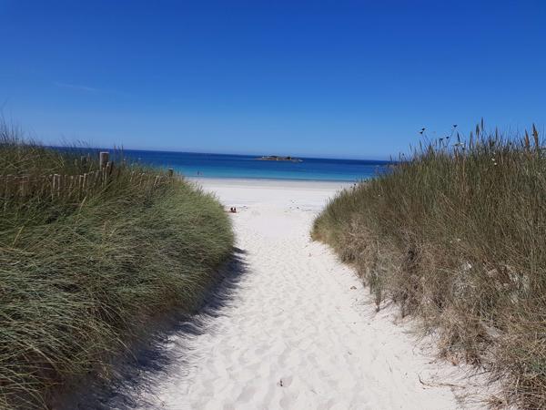 Maison rénovée, 800 mètres des plages, à Plouguerneau