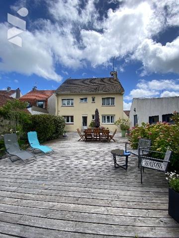 Nouveauté 
CUCQ 
Maison individuelle chambres avec jardin et garage