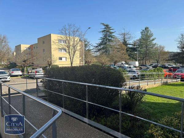 Appartement à louer 3 pièces 68.5m²